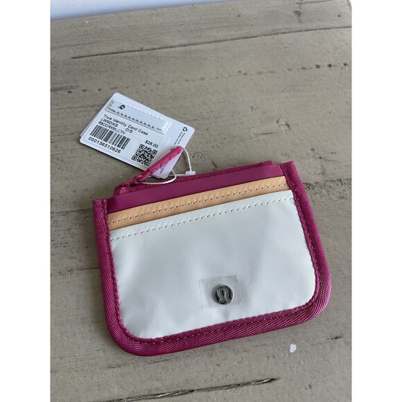 NWT Lululemon True Identity Card Case Pink MSRP $28 - Picture 1 of 6